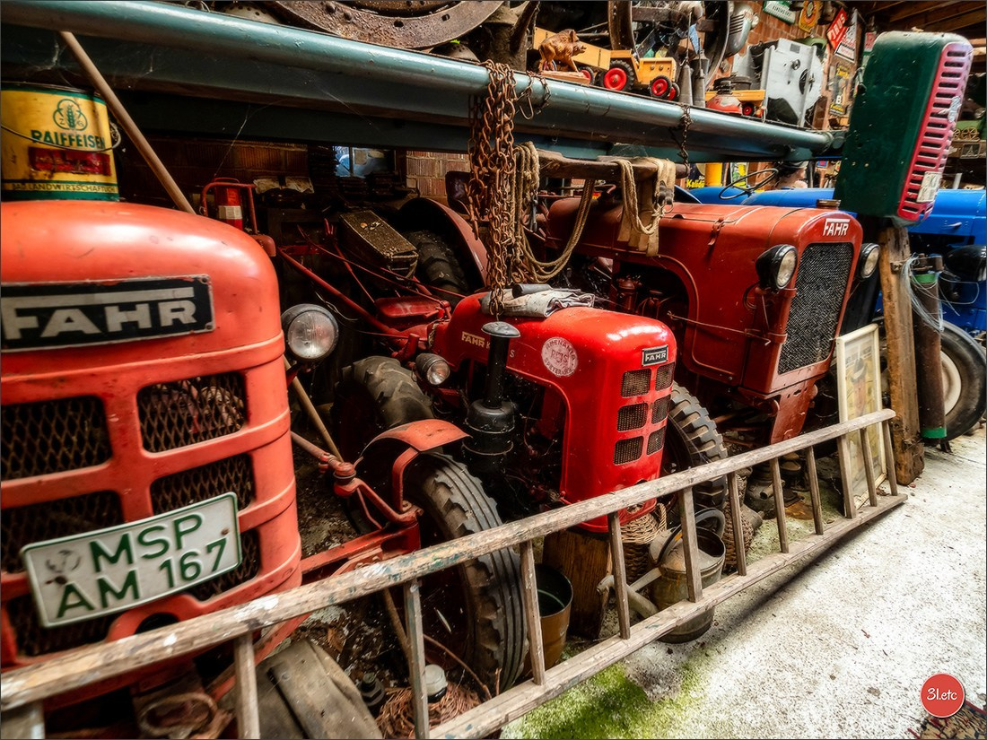 Удивительное место - частный музей старинного хлама - Fahrzeugmuseum. Photographe à Strasbourg | Portraits, Studio, Enfants, Événements