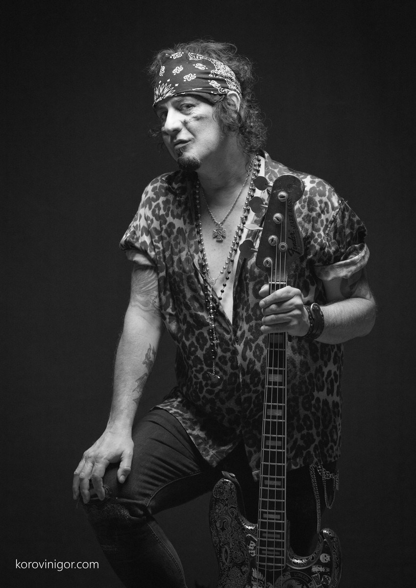 Mötley Crüe tribute. La Granja Cultural Association Alcoy Spain