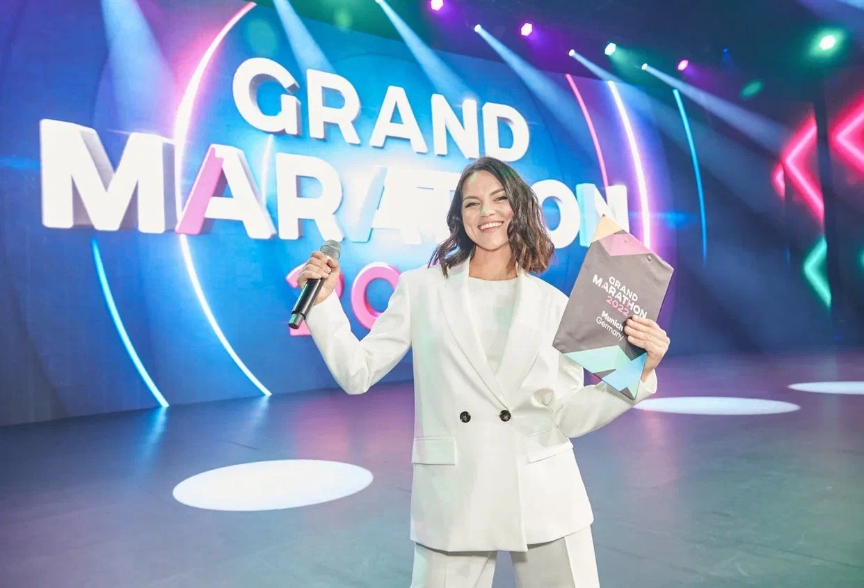 Ведущая Москва Елена Чайка