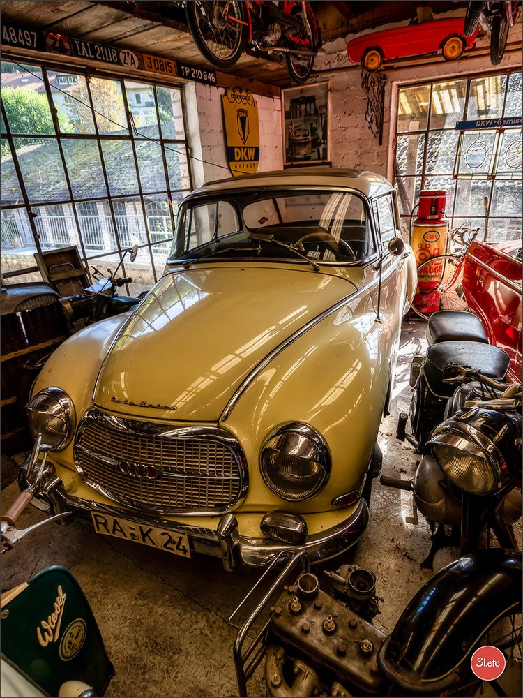 Удивительное место - частный музей старинного хлама - Fahrzeugmuseum. Photographe à Strasbourg | Portraits, Studio, Enfants, Événements