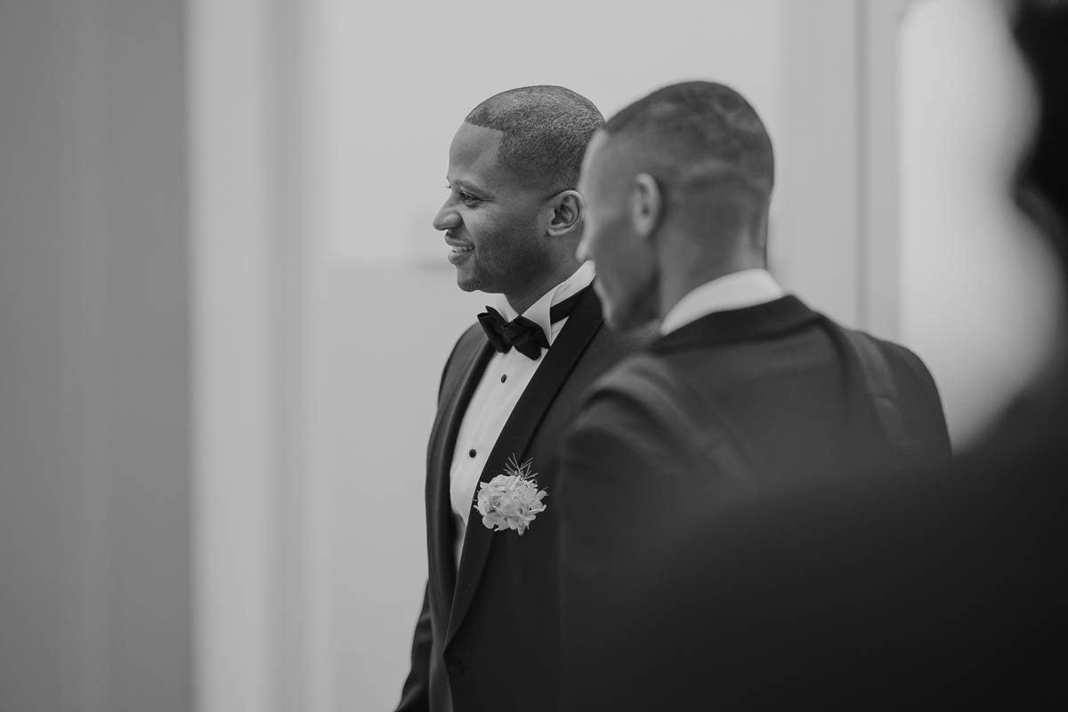 Anastasia e Ronald matrimonio presso il Caffé Pedrocchi Italia. Lorenzo Mazzega Wedding | Fotografo Matrimonio Milano | Reportage