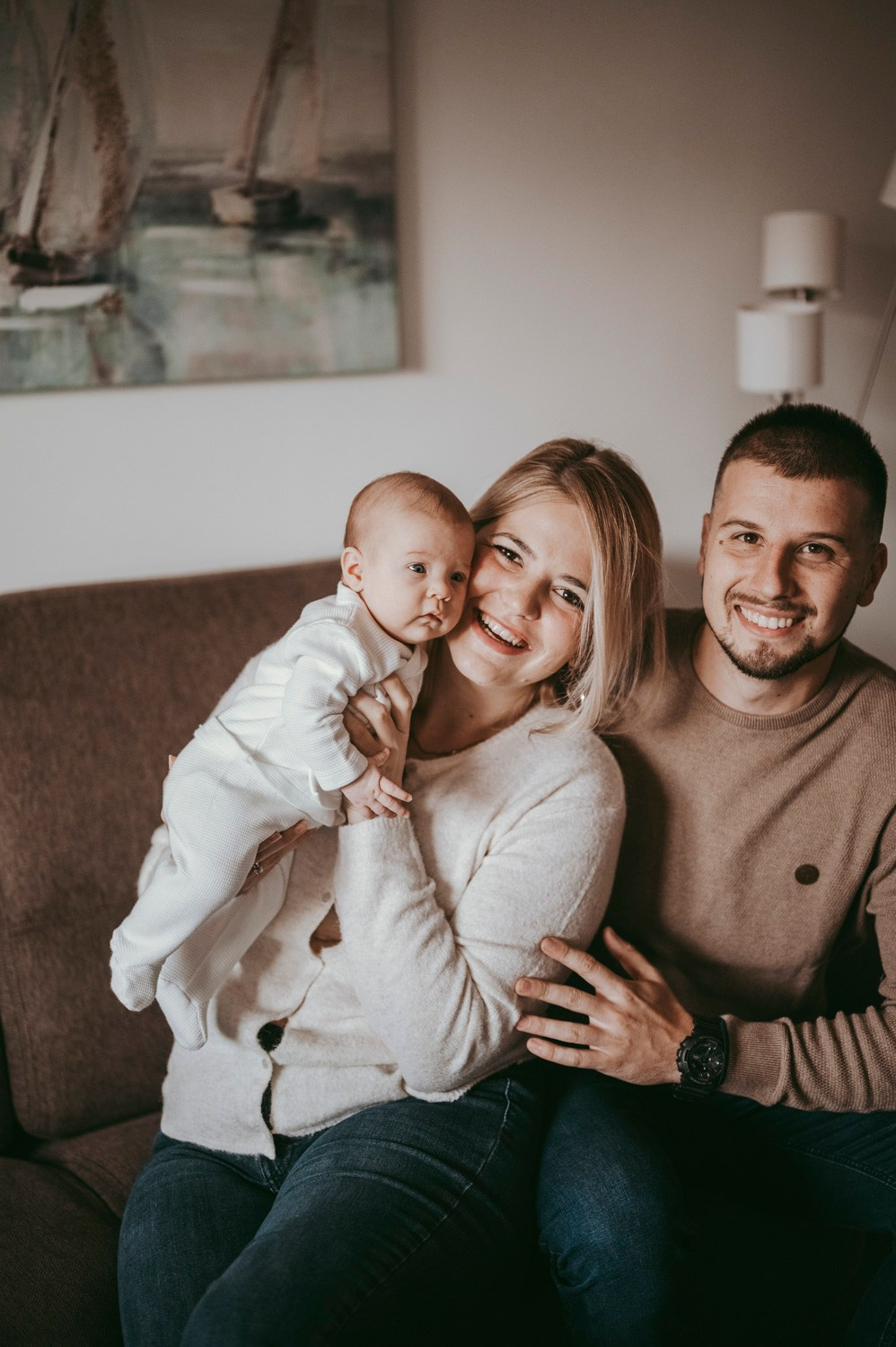 Porodicno fotografisanje sa bebom kod kuce / Ivana Miroslav i Nadica. Deciji i porodicni fotograf u Beogradu Oksana Skendzic