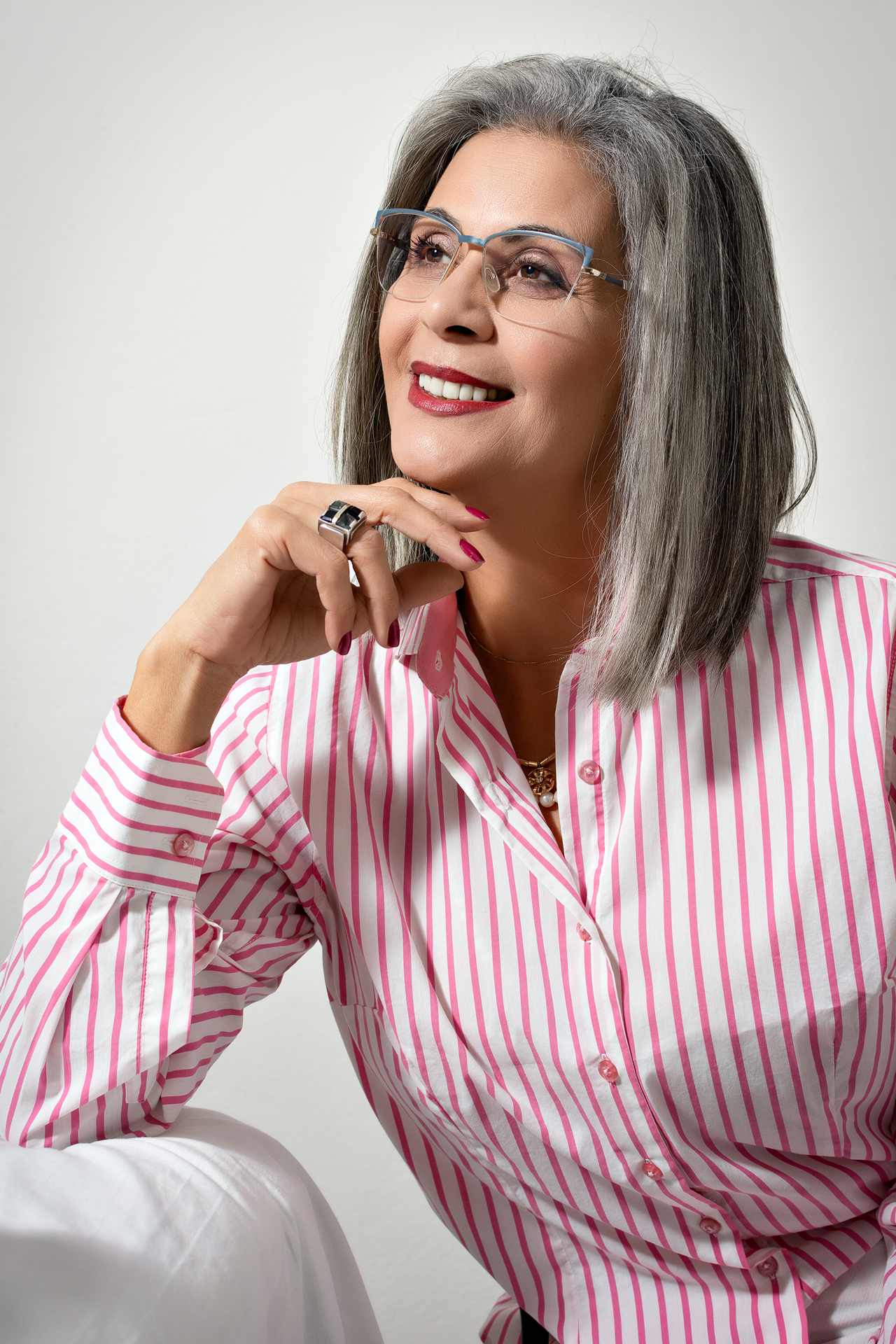 Dra. Elaine. Visionary Imagem