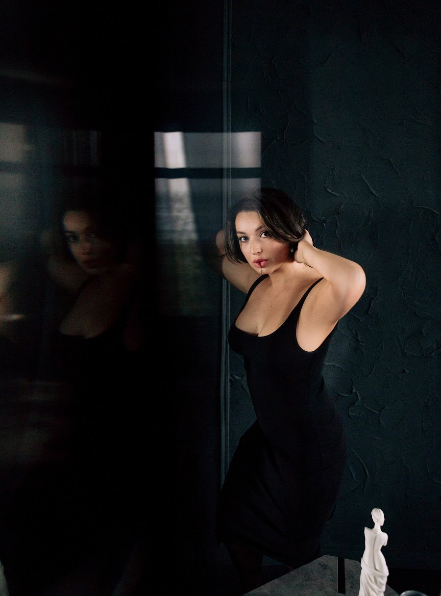 Ania. Sensualna w studio. Fotograf w Krakowie i Europie