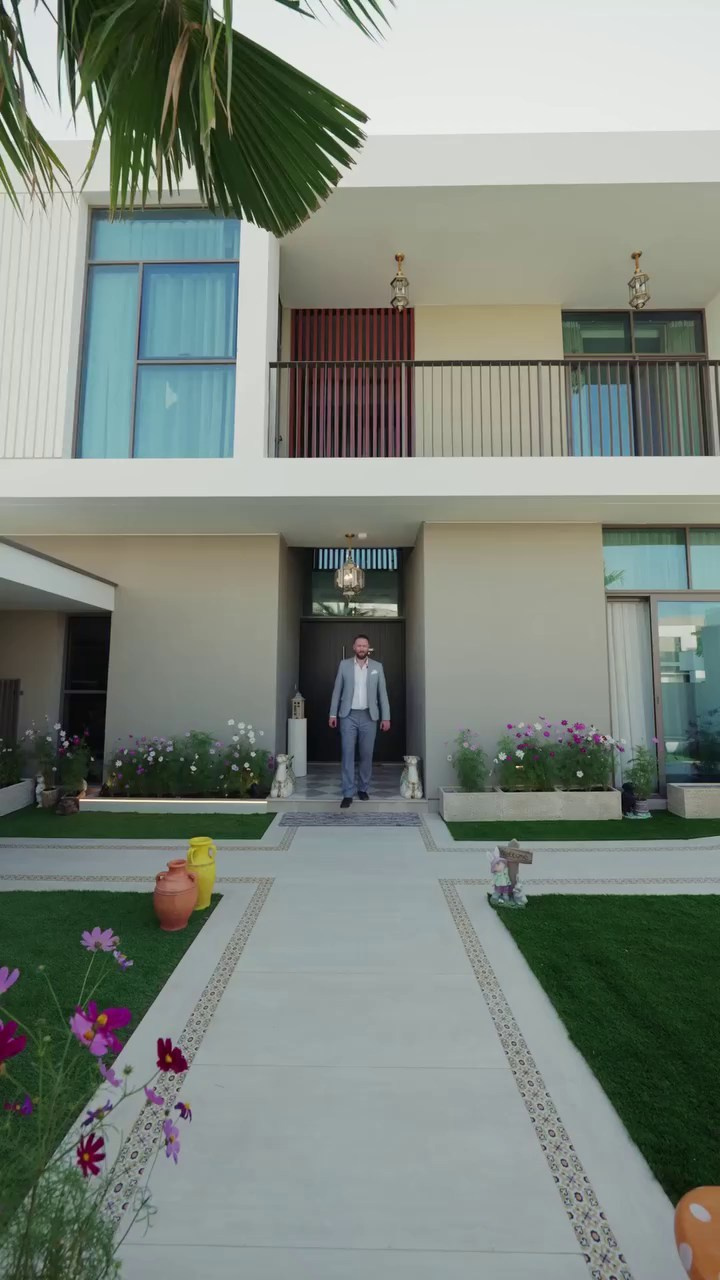 Videos. Samy Mar Boy │Portrait, Automotive and Real Estate Photographer
