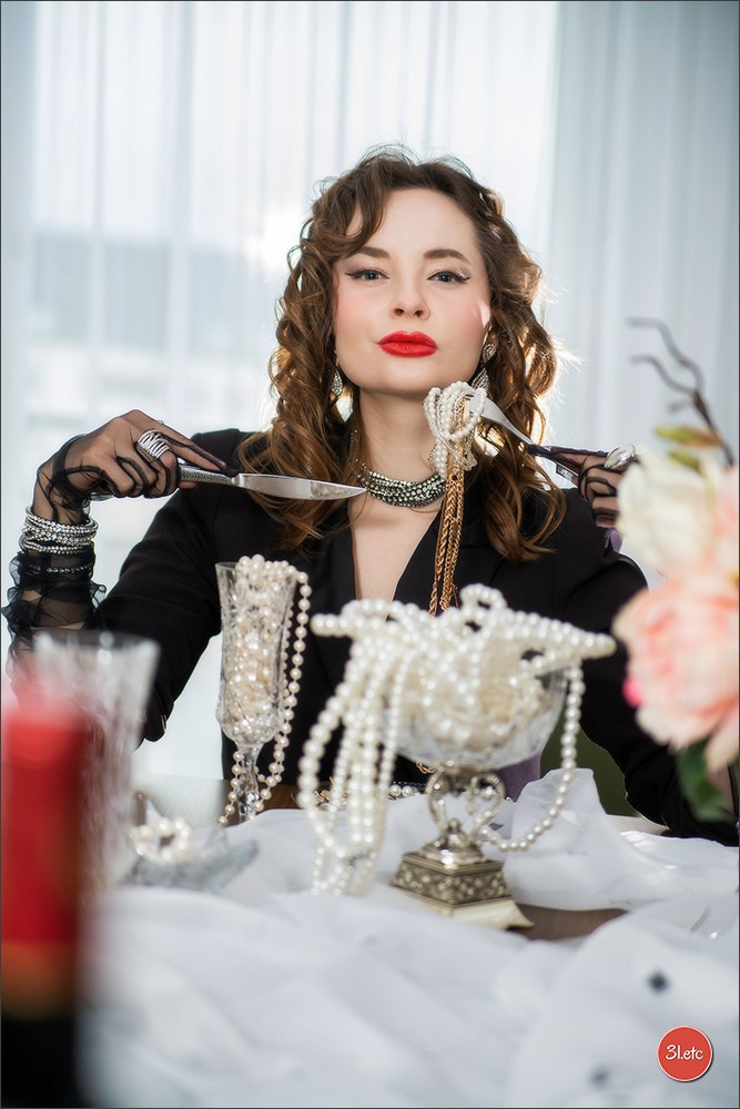 Jewelry in abundance. Photographe à Strasbourg | Portraits, Studio, Enfants, Événements