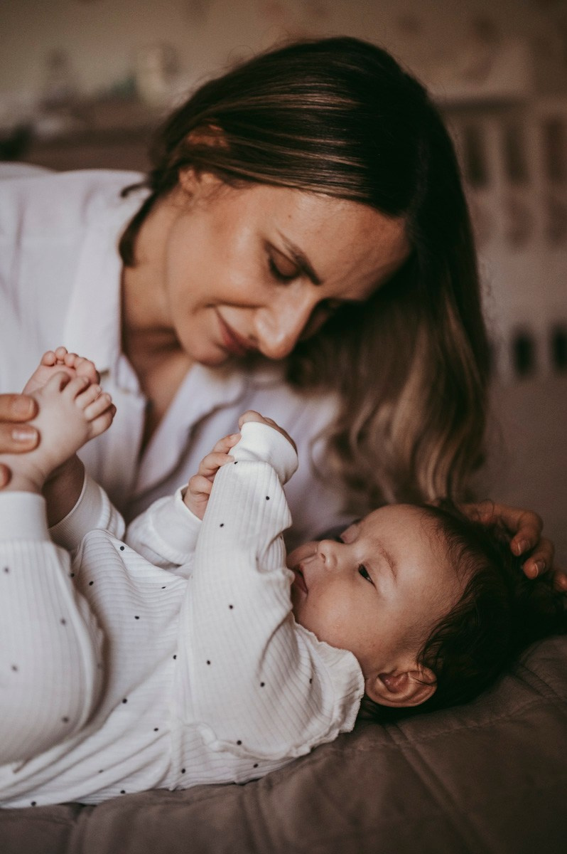 Katarina, Marko i Elena / porodicno fotografisanje kod kuce. Deciji i porodicni fotograf u Beogradu Oksana Skendzic