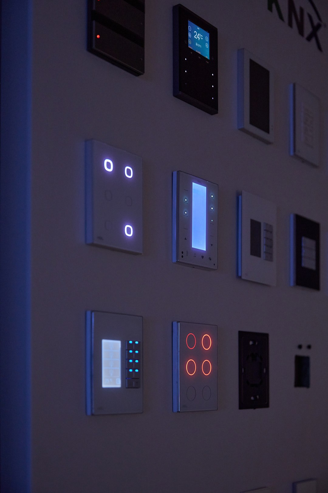 HED CINEMA & CREATIV PEOPLE. צילום ווידאו לעיצוב פנים ואדריכלות