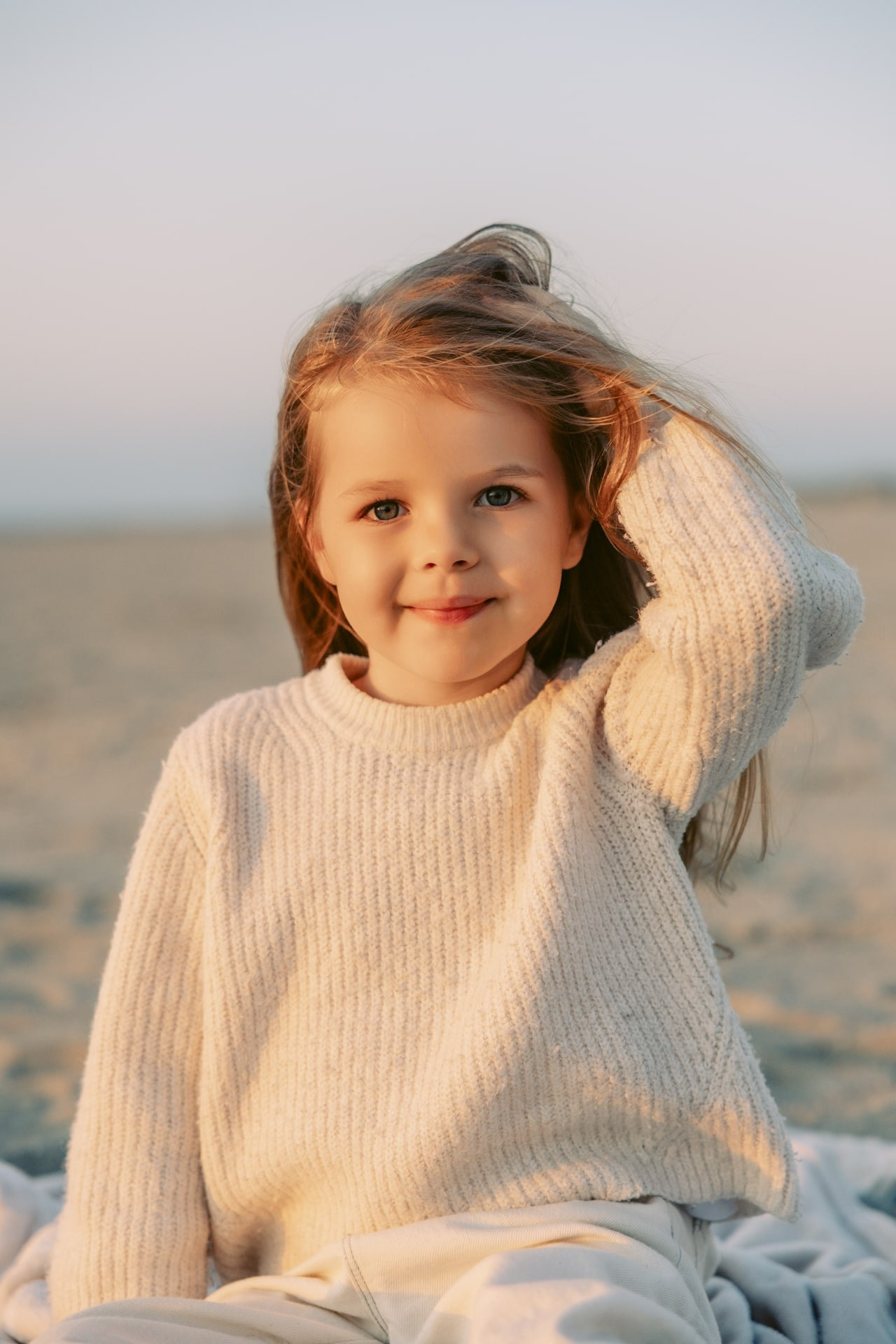 Seaside Portraits — Summer Breeze in Hoek van Holland. Romantic & Soulful Photography by Natalia Olhova in Rotterdam