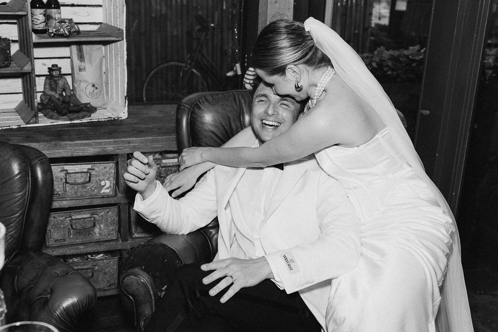 Anastasia & Alex (Freie Trauung am Meer in Holland - nur zu zweit). Hochzeitfotografin Düsseldorf, NRW Nadja Holzmann