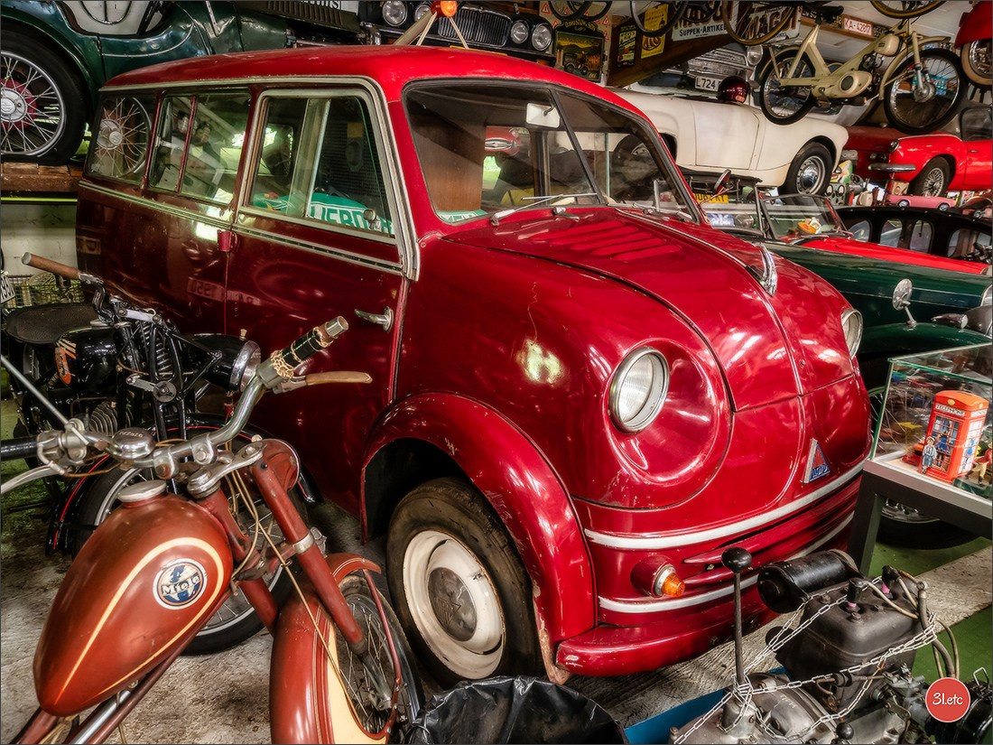 Удивительное место - частный музей старинного хлама - Fahrzeugmuseum. Photographe à Strasbourg | Portraits, Studio, Enfants, Événements