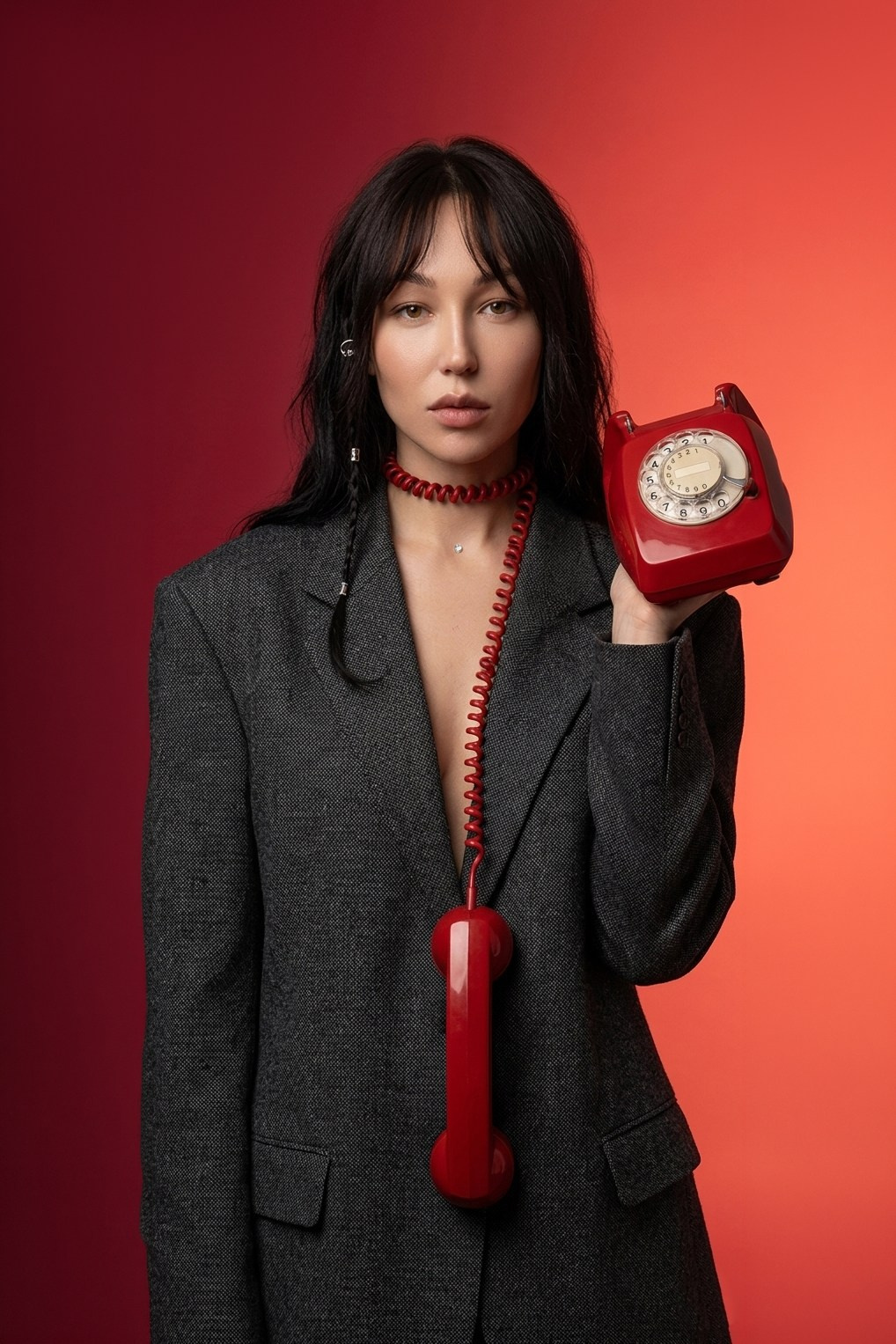 Контакты. Аяна Крапивкина — профессиональная ретушь и AI-визуал