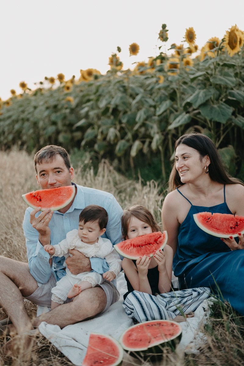 Jelena Milos Dunja i Mila / porodicno fotografisanje. Deciji i porodicni fotograf u Beogradu Oksana Skendzic