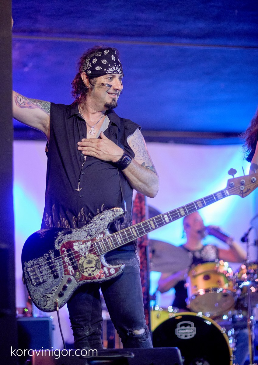 Mötley Crüe tribute. La Granja Cultural Association Alcoy Spain