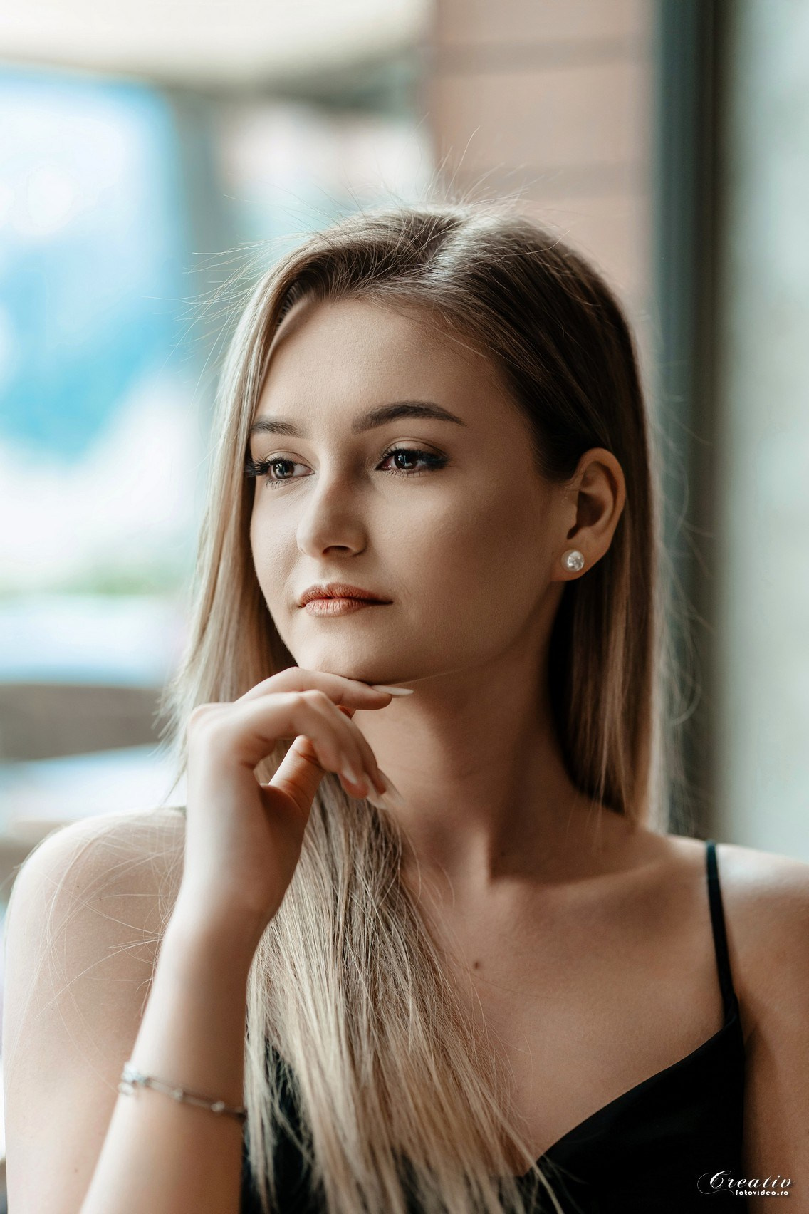 Oferta albume absolvenți 2026. Fotograf nuntă Bistrița | fotograf botez | Creativ Foto Video | Vasile Mizgan