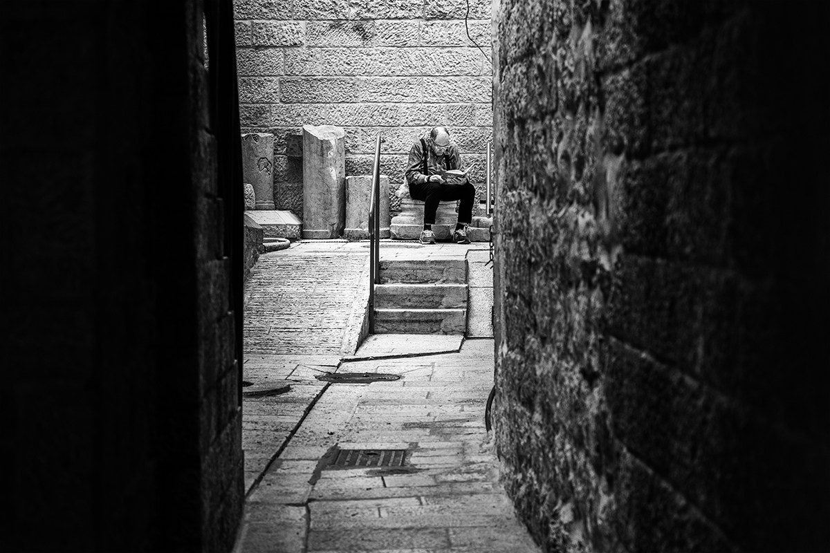 Sketches. Photographer in Israel Maxim Sayapin