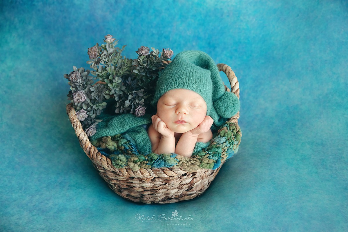 Новонароджені малюки. Дитячий, сімейний, а також newborn фотограф і викладач у Києві Наталія