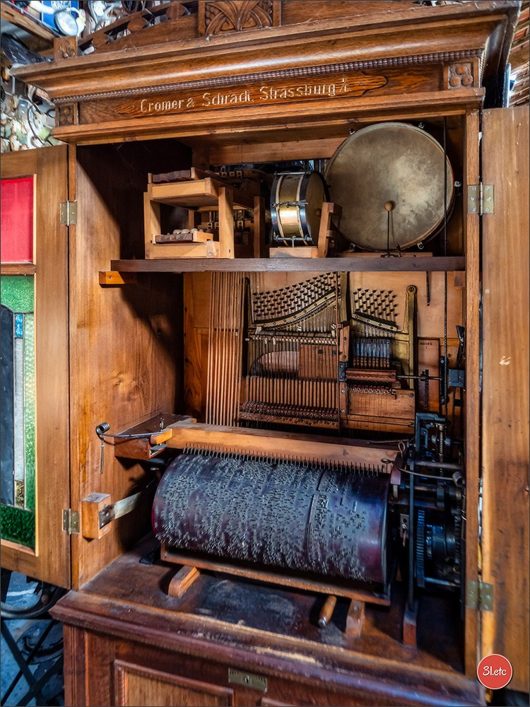 Удивительное место - частный музей старинного хлама - Fahrzeugmuseum. Photographe à Strasbourg | Portraits, Studio, Enfants, Événements