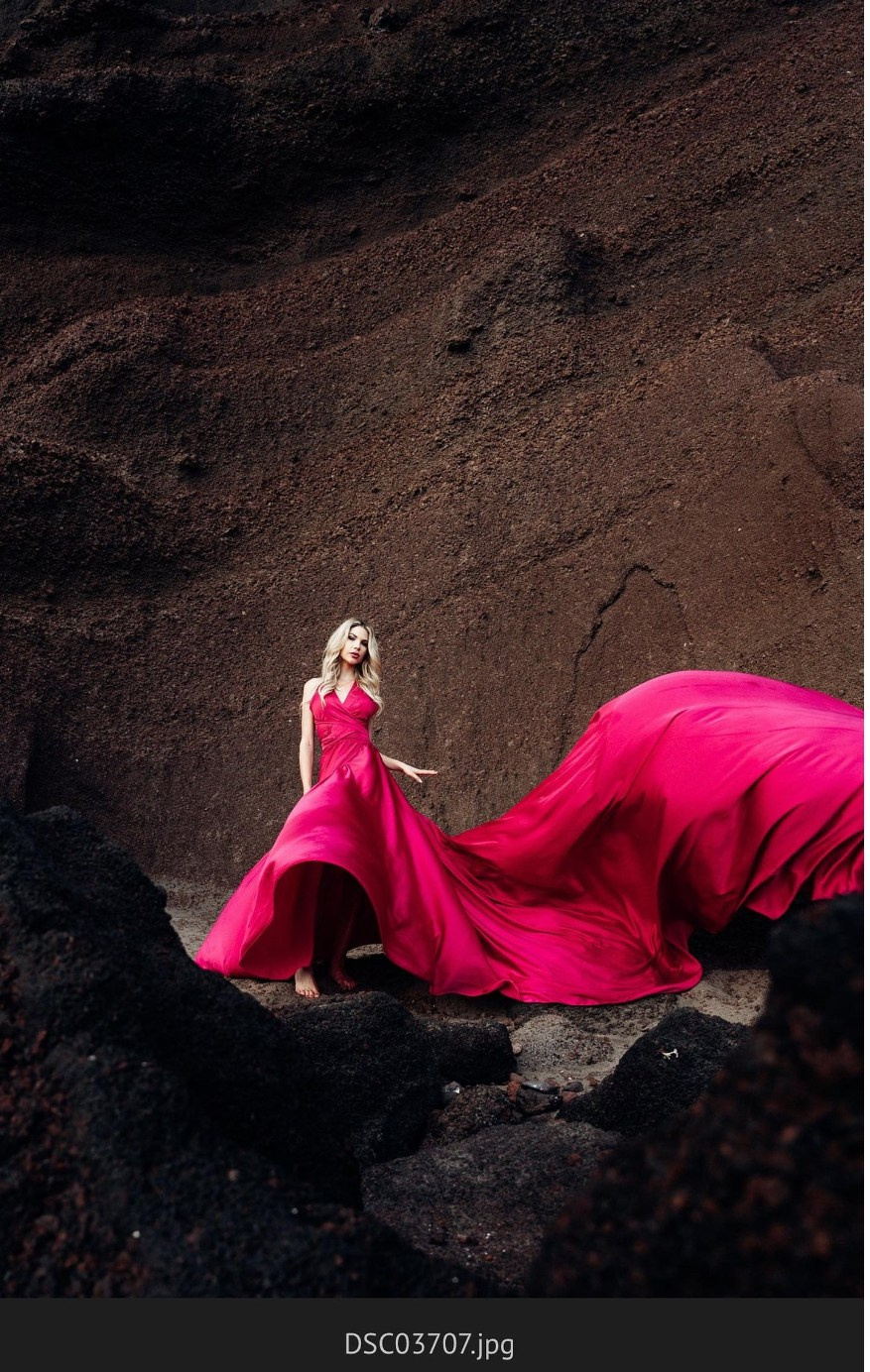 Flying dress rose #11 40€. Professional photography in Tenerife Tania Bonnet