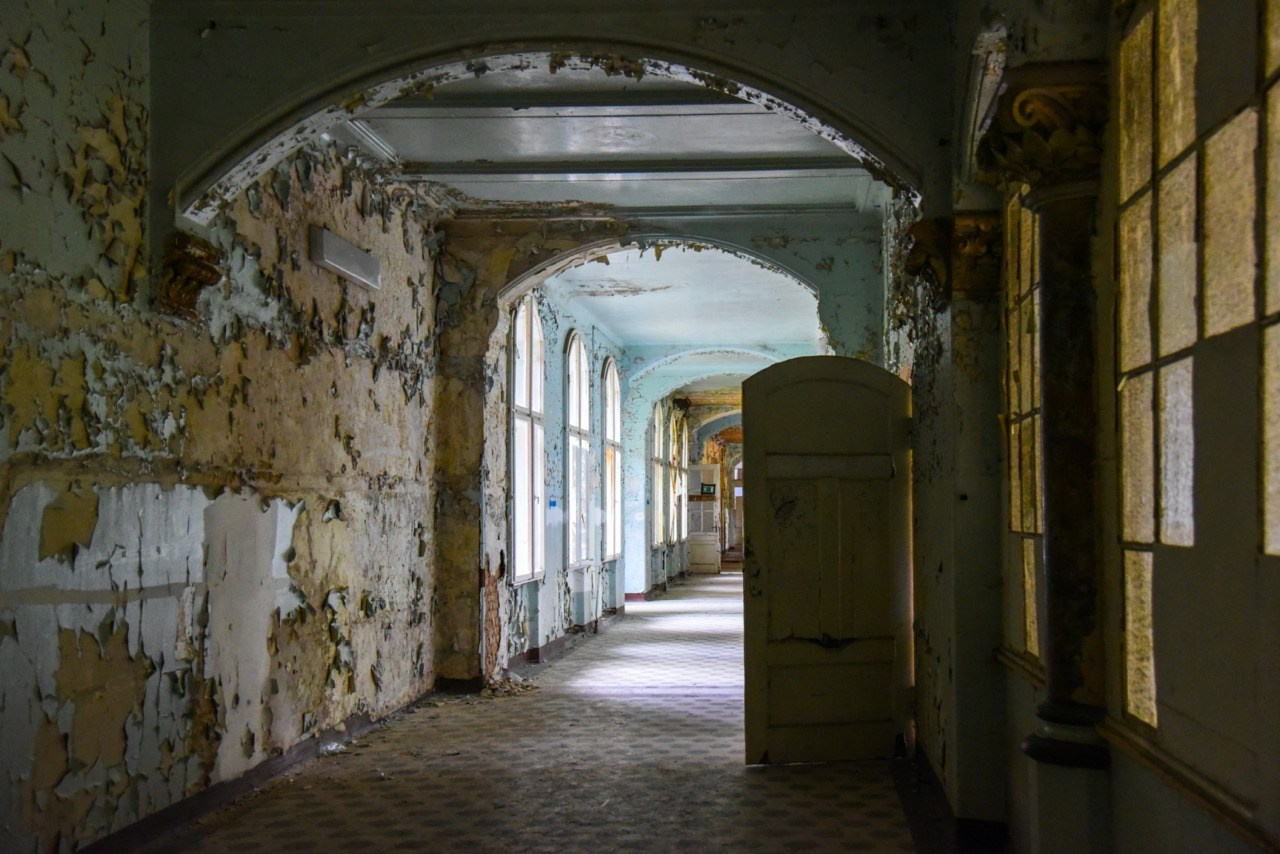 Aesthetic of Chaos. Katerina Kiper Photography