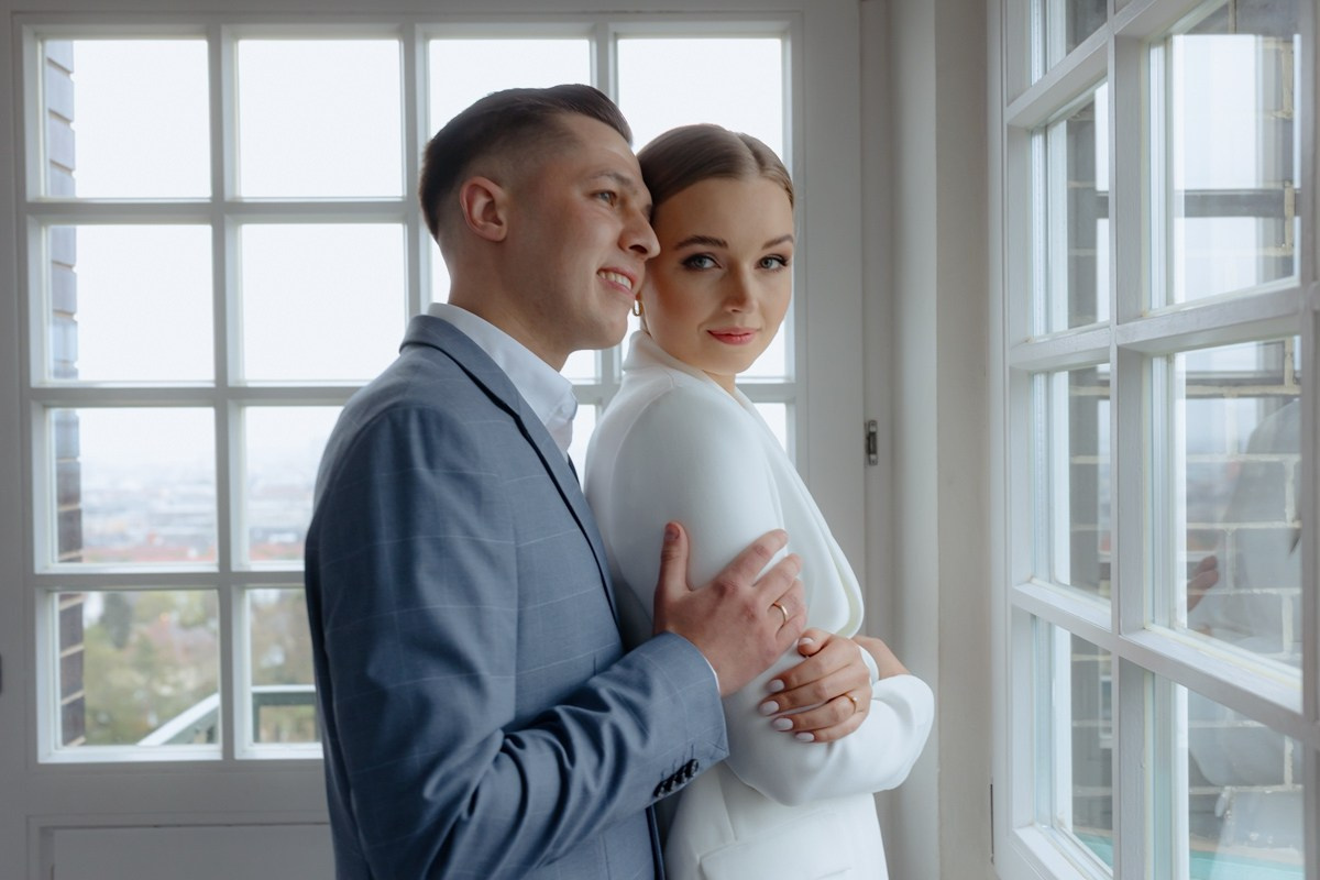 couple is enjoying panorama of darmstadt
