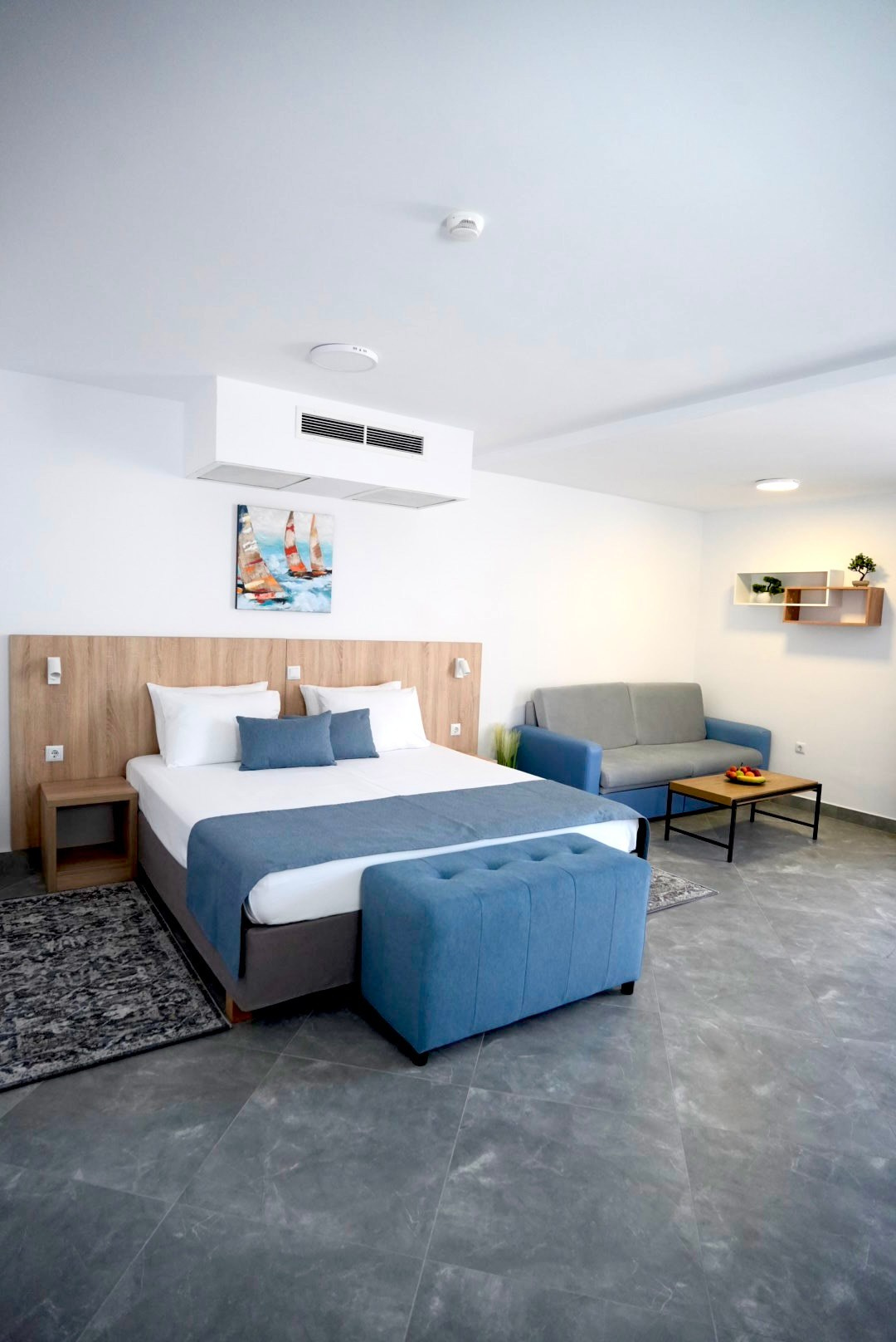 Hotels. Визуално популяризиране на бизнеса в Бургас, Юлия Начева