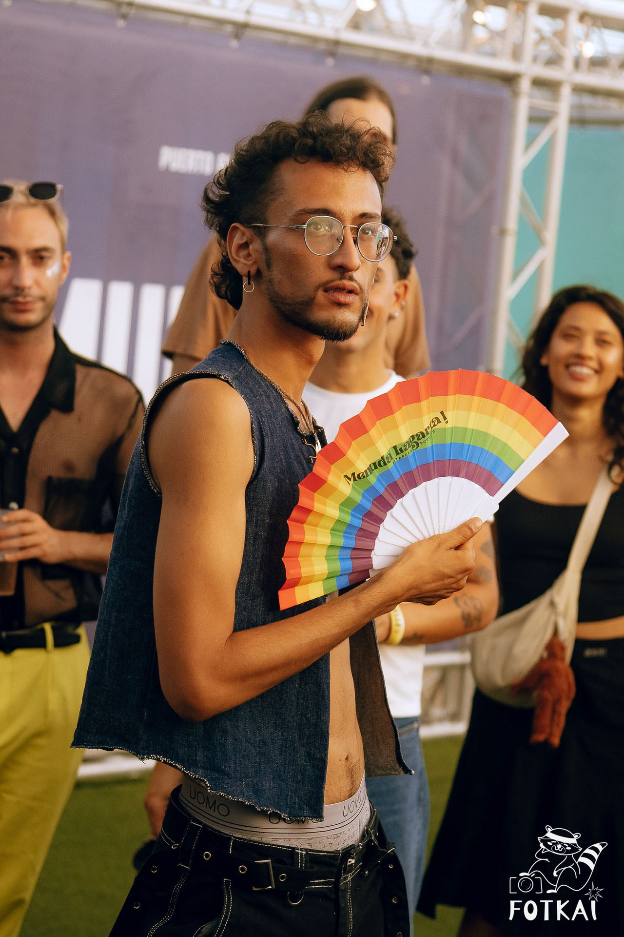 Cariña: La Fiesta 2025 Alicante — fotos del festival LGTBI y drag shows | FOTKAI