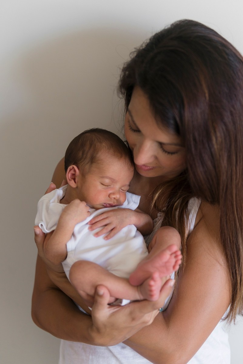Madres. Fotografia de familias en Alicante Mónica Santonja