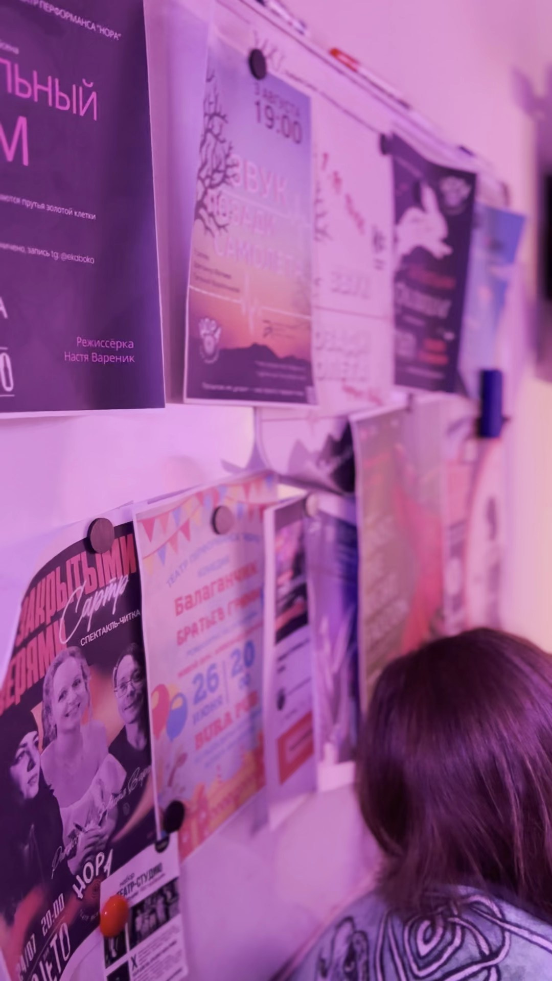 Фоторепортаж вистави у Будві. Портретний фотограф Альона Новгородцева