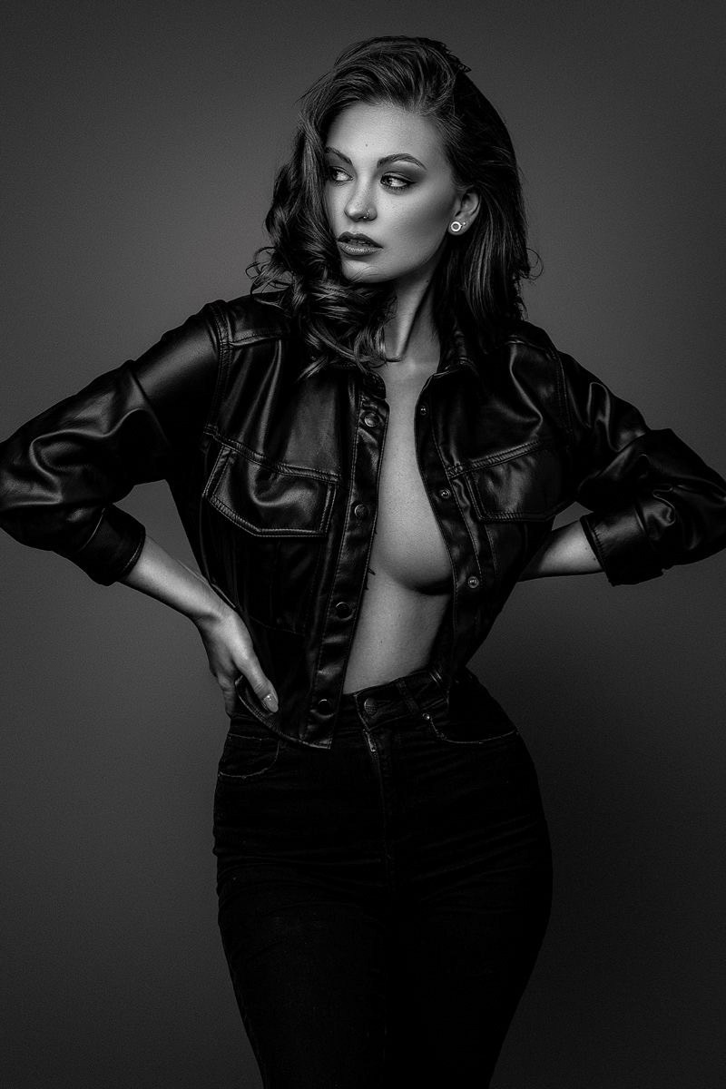 Ședință foto boudoir București | Eleganță & încredere