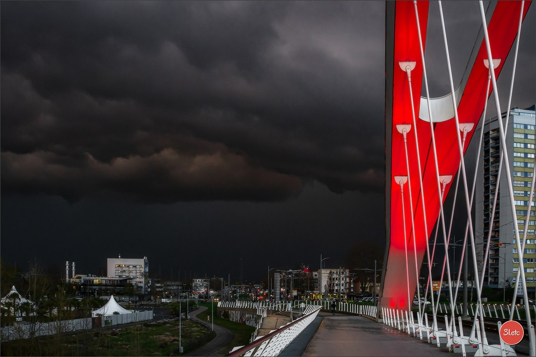 Le premier orage est arrivé. Photographe à Strasbourg | Portraits, Studio, Enfants, Événements