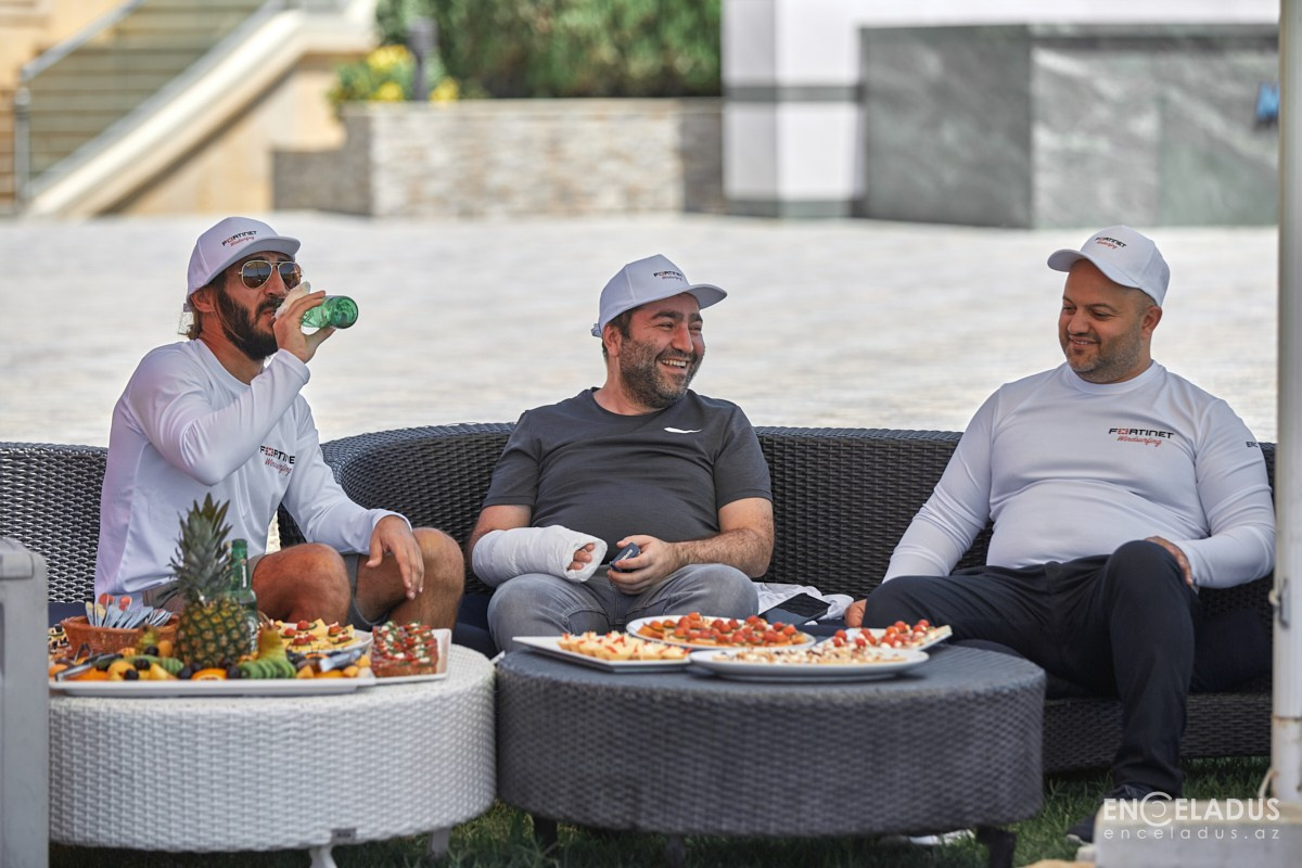 Team buildings. Photographer in Baku Kamran Enceladus