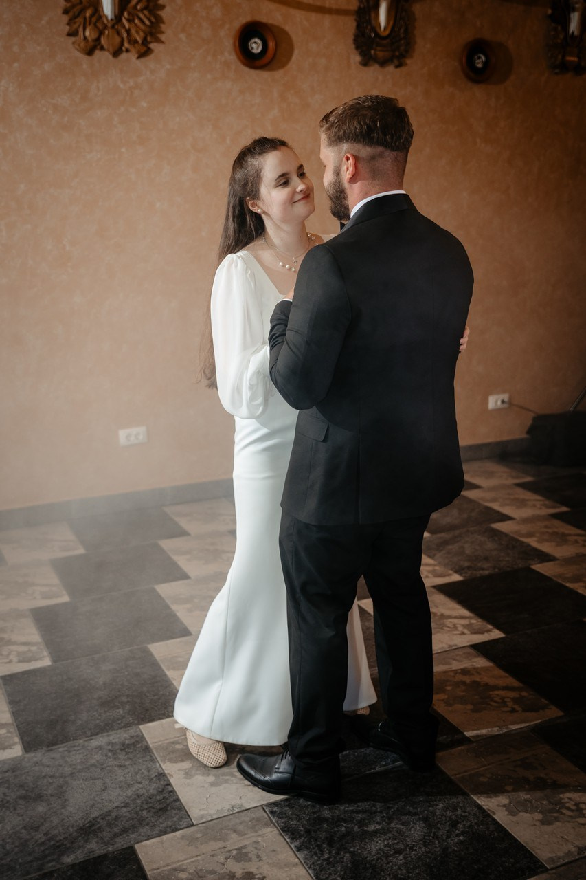 Ana Maria si Cristian by Fotograf nunta Neamt — Eduard Schiopu