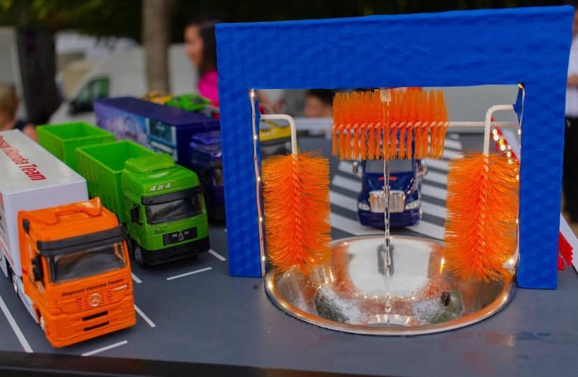 Julie & Denis | Mariage style Scania. Photo studio “Partage ton bonheur” — Family photographer near Châtellerault, Poitiers, and Tours