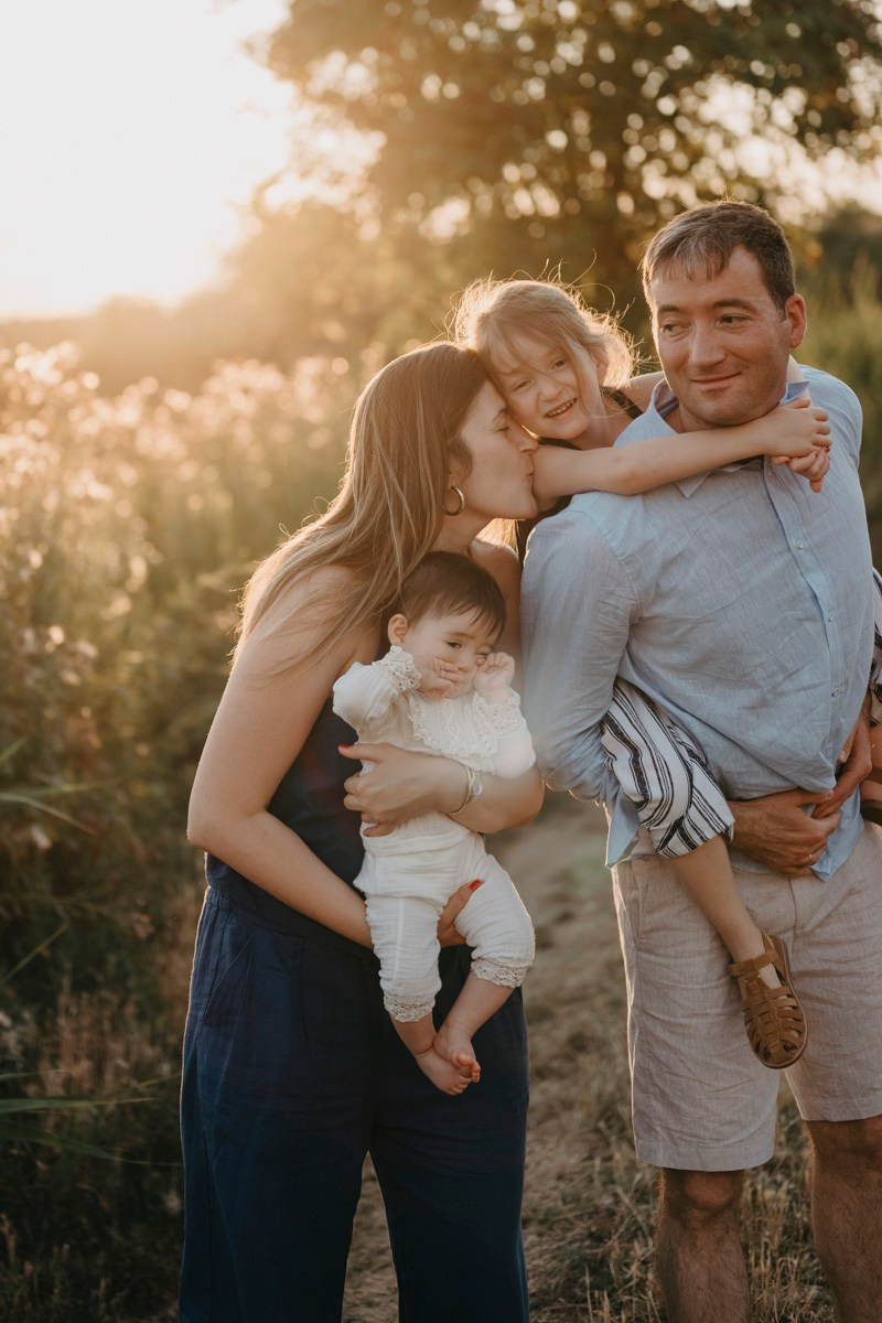 Jelena Milos Dunja i Mila / porodicno fotografisanje. Deciji i porodicni fotograf u Beogradu Oksana Skendzic