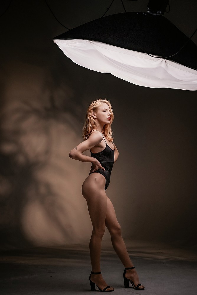 Sesión de fotografia con Denisa en el club de fotógraf@s IMAGO