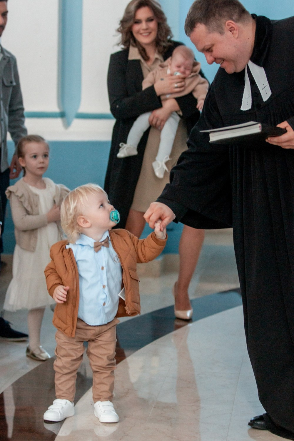 FOTOGRAFISANJE KRŠTENJA. Fotografi iz Backog Petrovca David i Andrea Stojanovic