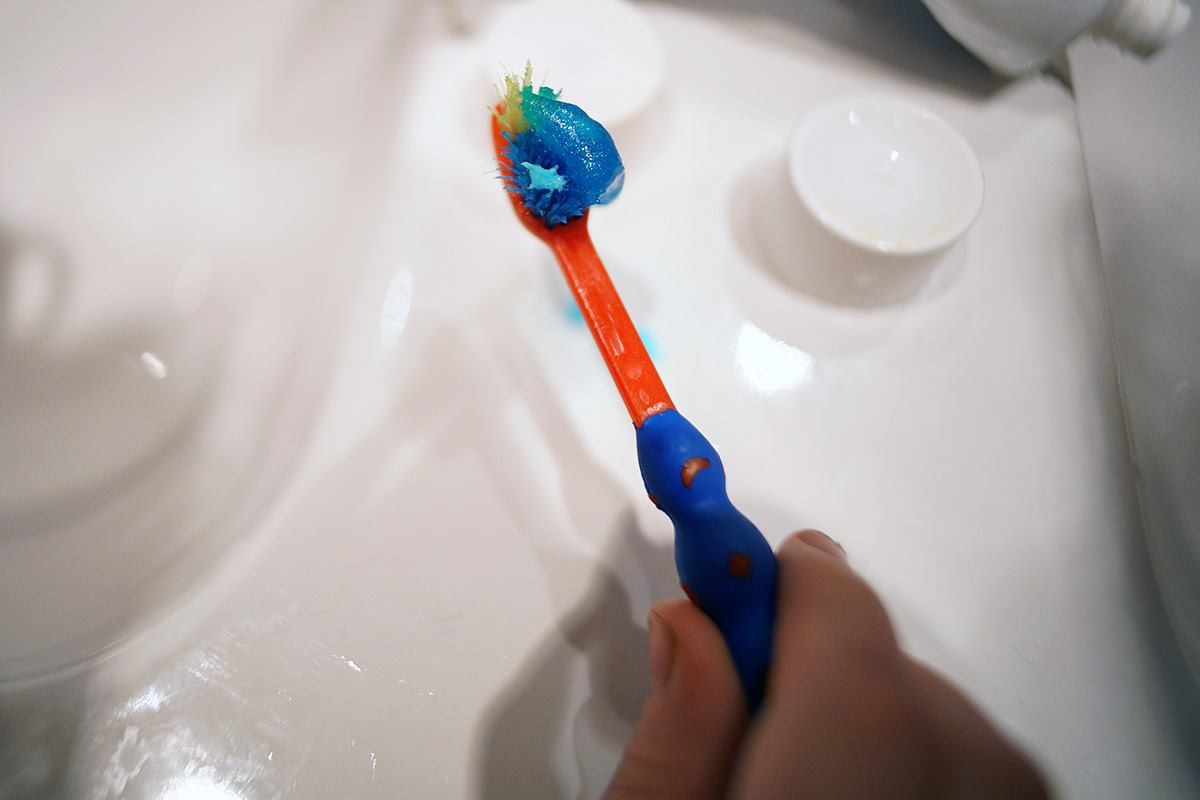 10 years ago Today — First day of school (Sophie and Eva) — Sony A7R II + Ultron 21mm f1.8 (Everything without autofocus). Emin Kuliyev — Award-Winning Wedding Photojournalist NYC & USA | Best Wedding Photographer Known for Candid, Timeless Moments