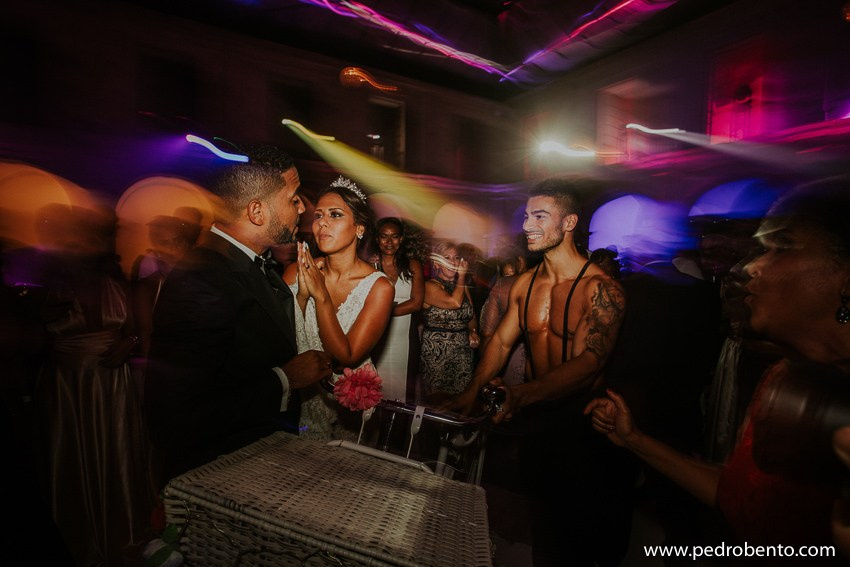 “Welcome To Our Show” — Destination Wedding Lisbon. Rui Mota Pinto Wedding Designer & Planner