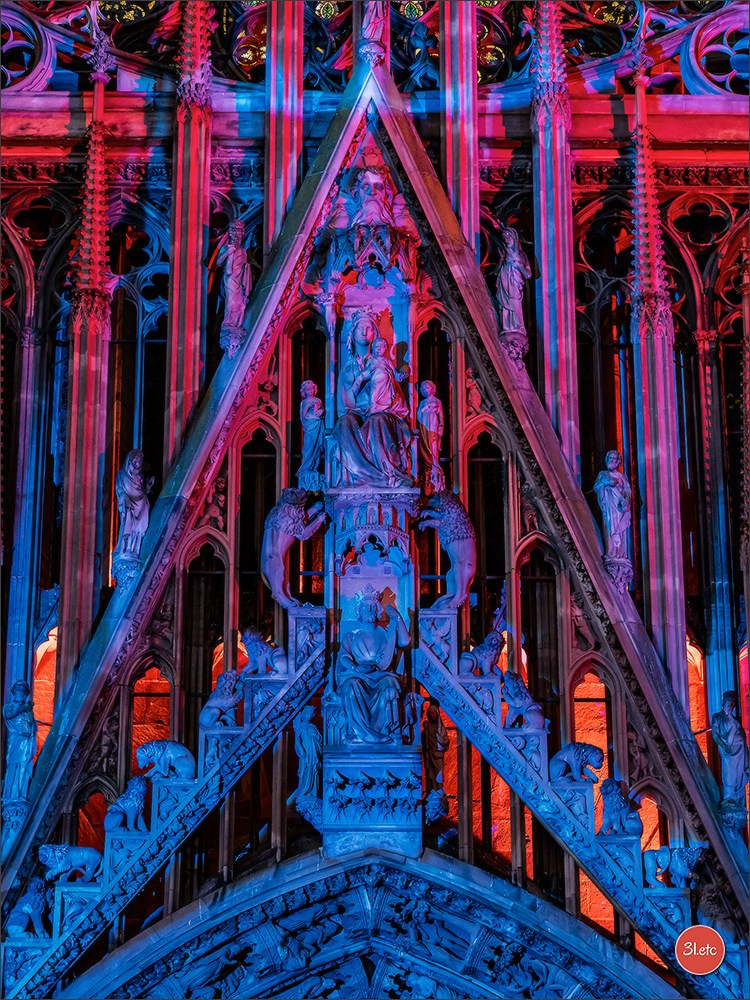 La mise en lumière de la Cathédrale de Strasbourg, du 5 juillet au 8 s. Photographe à Strasbourg | Portraits, Studio, Enfants, Événements
