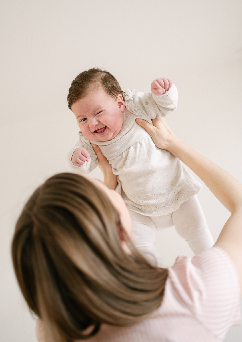 Pure Mamas Liebe. Neugeborenenfotografie, Babyfotografie in Düsseldorf und Umgebung