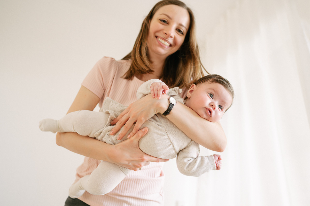 Pure Mamas Liebe. Neugeborenenfotografie, Babyfotografie in Düsseldorf und Umgebung