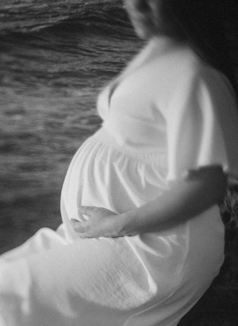 הריון. צילומי הריון, ניו בורן, גיל שנה בראשון לציון -Jenya Rosso Photography