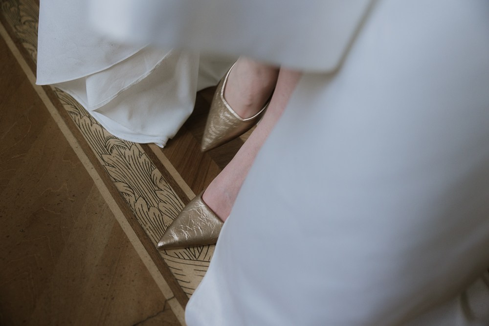 Anna & David (Hochzeitsfotoshooting im Museum). Familien & Hochzeitfotografin Nadja Holzmann