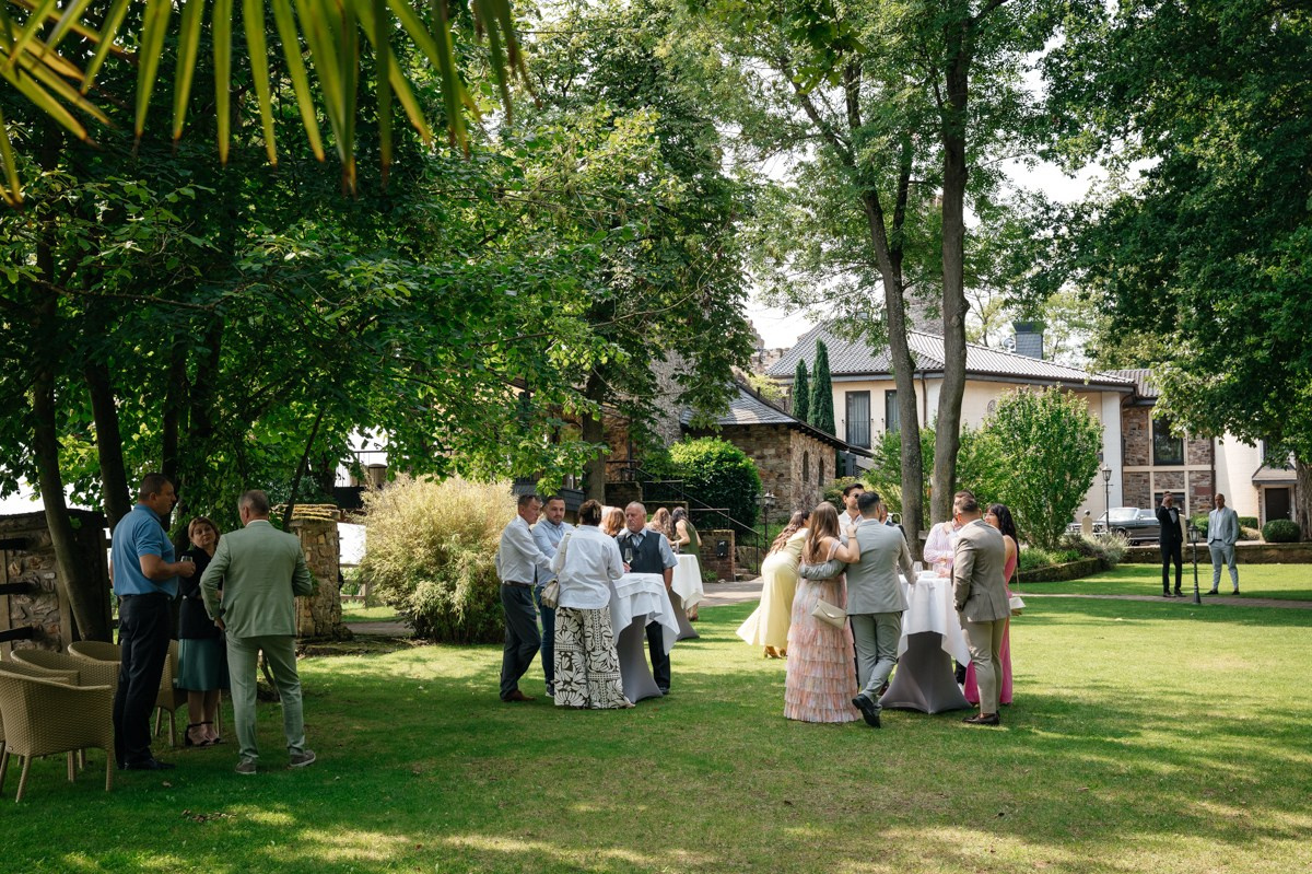 welcome reception at burg schwarzenstein