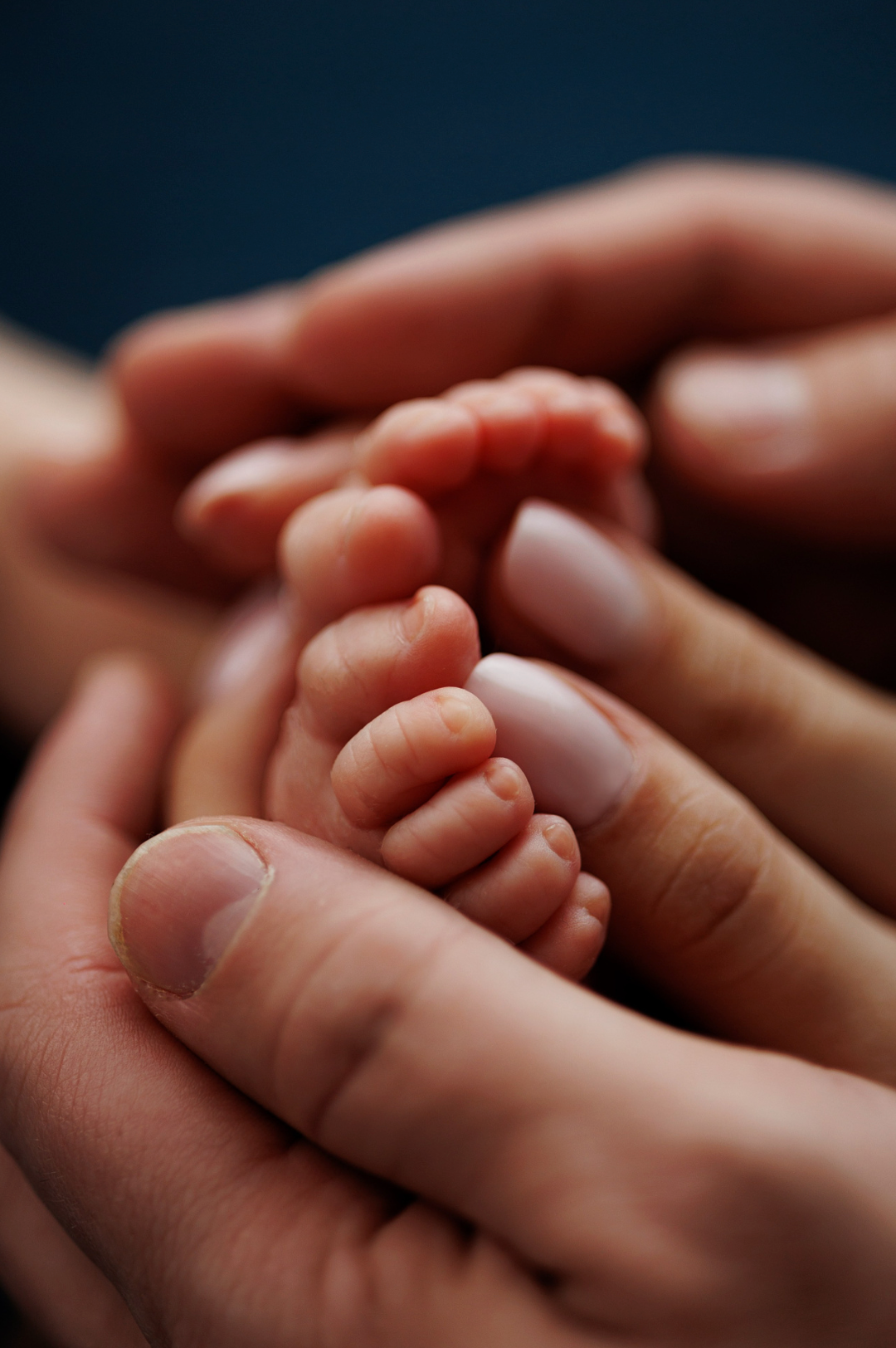 MATERNITY & NEWBORN professional Photography by Irene Chaikeen. Irene Chaikeen | Maternity and newborn photoshoot in Essex/London