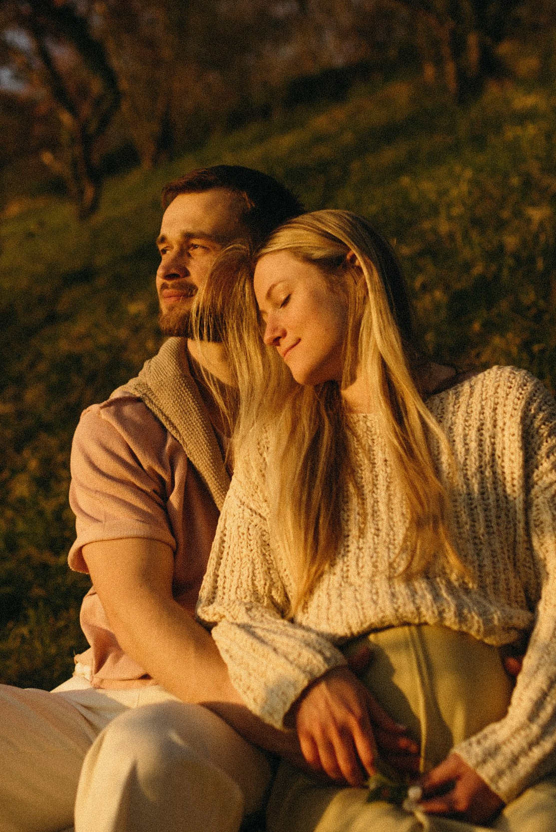 Valya und Vanya. Polina Sobol — family & documentary photographer in Bern. Outdoor & urban photo sessions for families, kids and couples