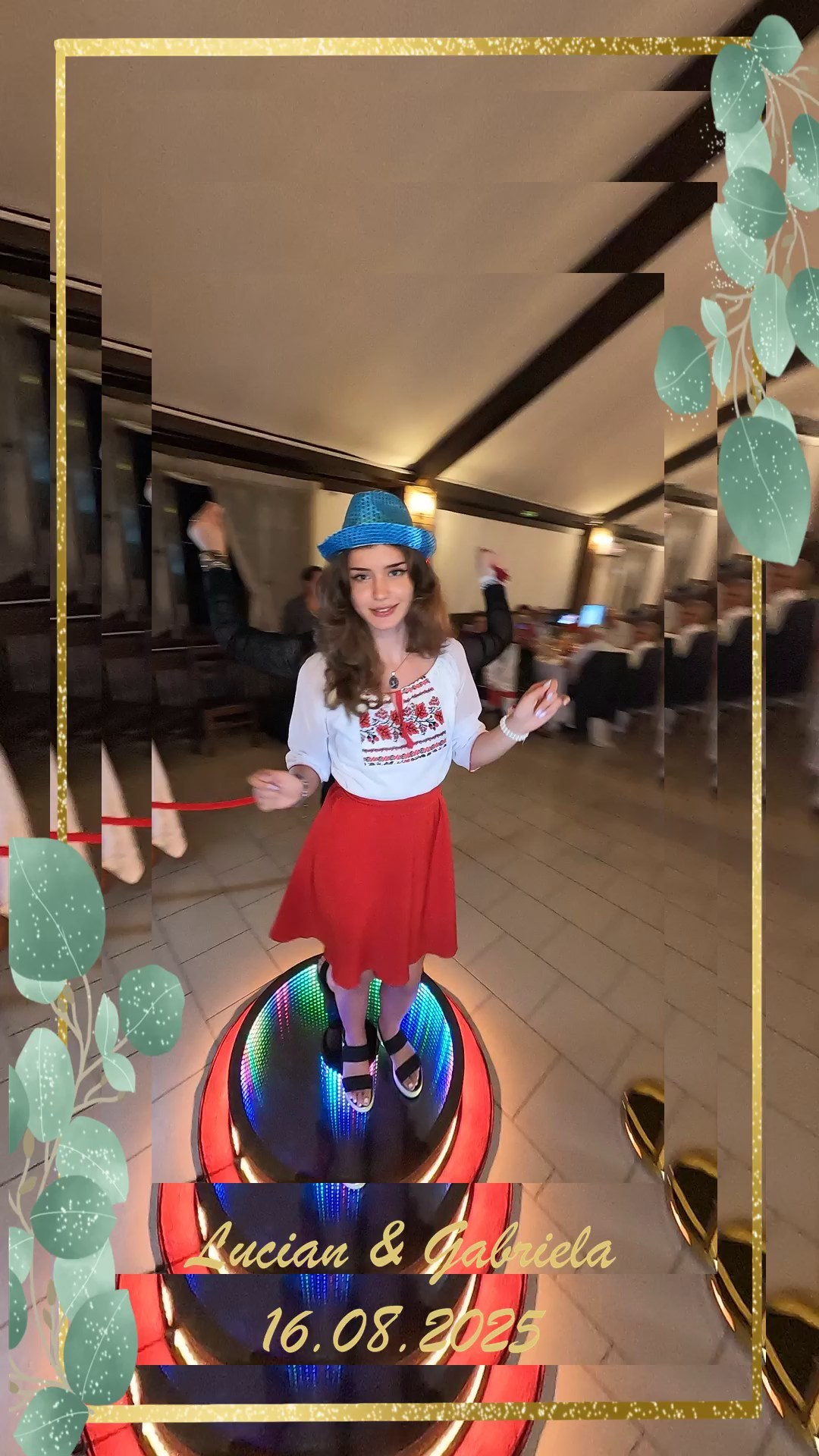 Prețuri Platformă 360 | Video Booth 360° Piatra Neamț | FotoACTIV. Fotograf Profesionist Piatra Neamț, Roman, Târgu Neamț, Bicaz, Neamț | Studio, Nuntă, Botez, Eveniment | FotoACTIV