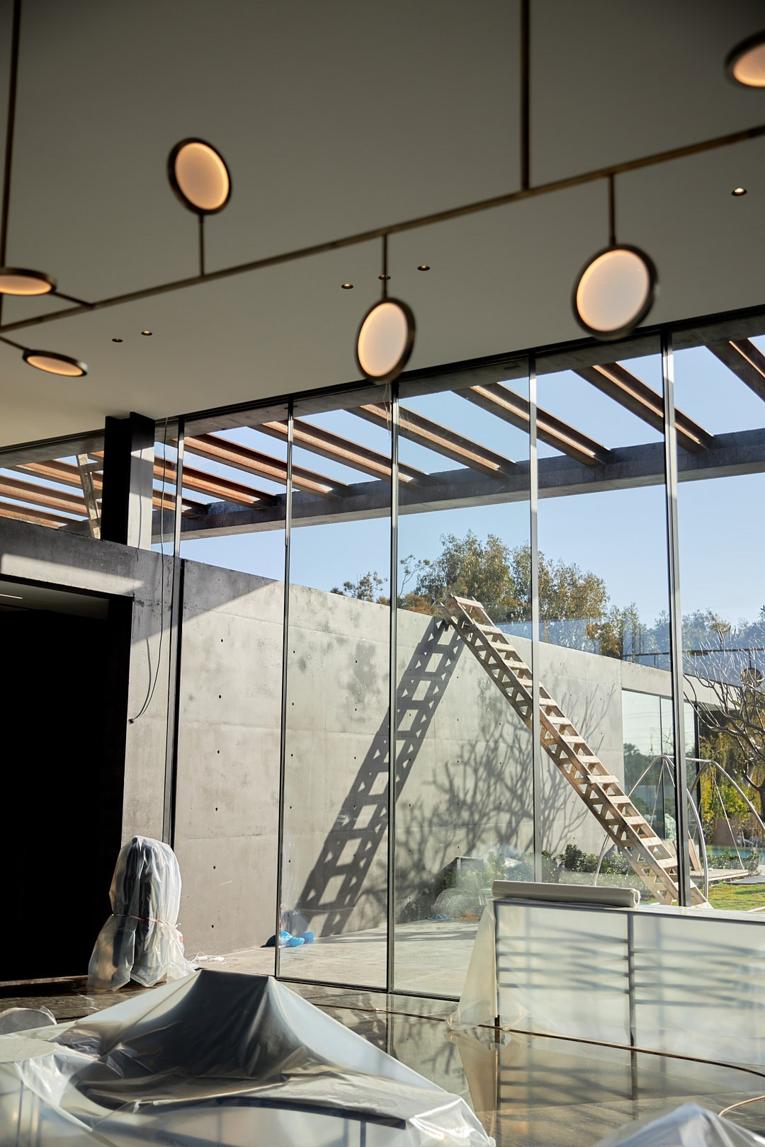 APEX & CREATIV PEOPLE. צילום ווידאו לעיצוב פנים ואדריכלות