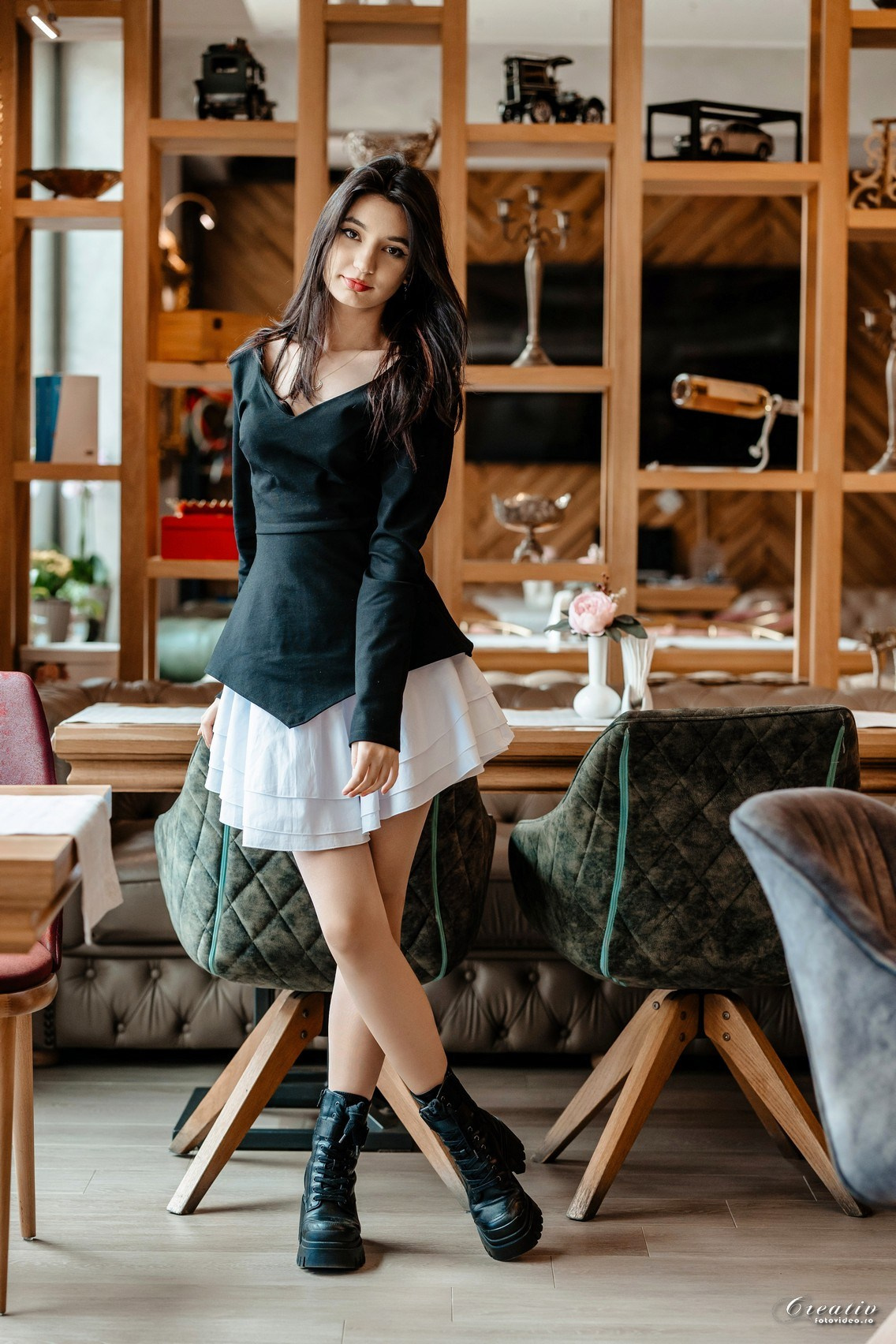 Oferta albume absolvenți 2026. Fotograf nuntă Bistrița | fotograf botez | Creativ Foto Video | Vasile Mizgan